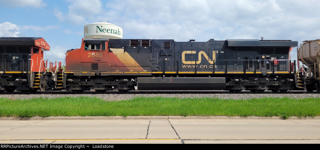 CN 2888